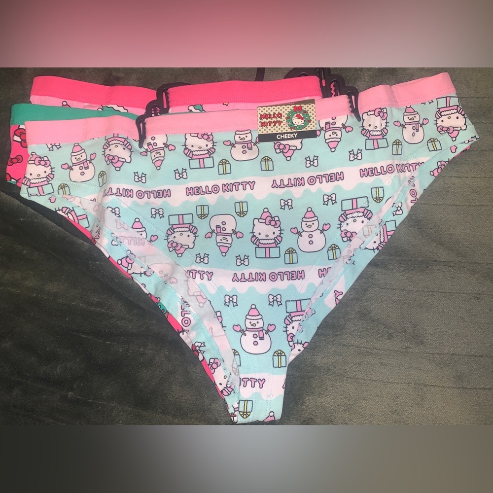 HELLO KITTY CHEEKY PANTIES